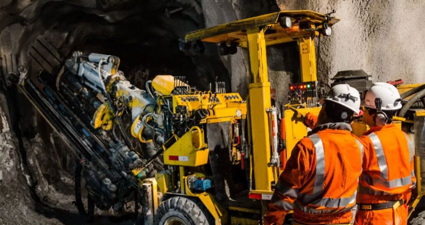 tipos de maquinaria para minería